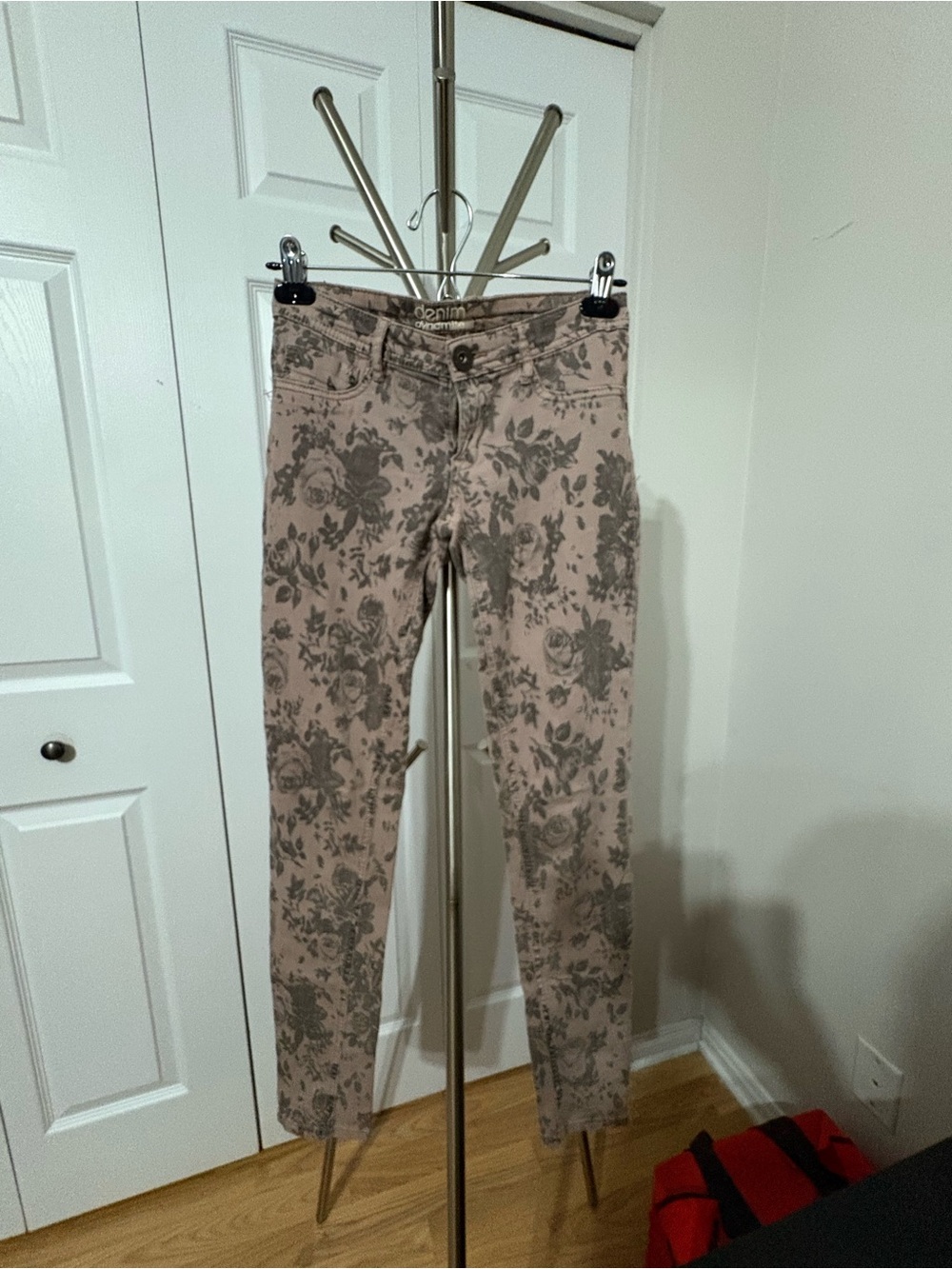 Dynamite Pink Skinny Jeans with Gray Floral Print